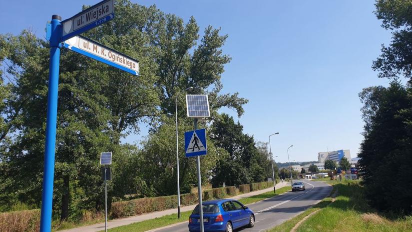 Skrzyżowanie ul. Ogińskiego z ul. Wiejską.
