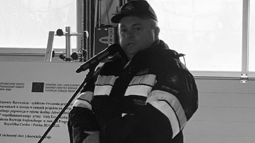 Dziś w nocy zmarł nagle Radosław Fijołek- Komendant Miejski Państwowej Straży Pożarnej w Jeleniej Górze.