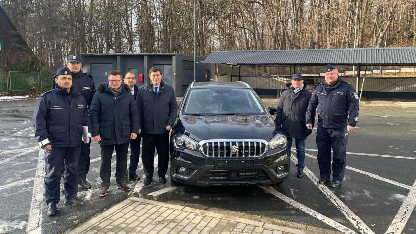 Nowe auto dla Policji w Jeleniej Górze