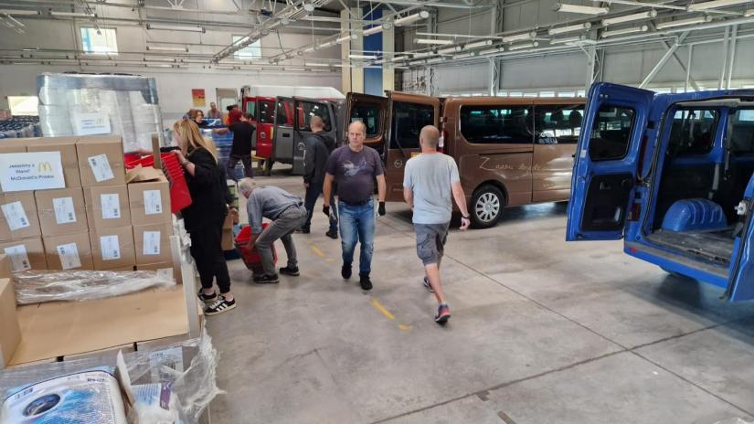 Trwają transporty do poszkodowanych mieszkańców Jeleniej Góry