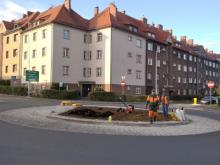 Rondo przy ul. Złotnieczej już gotowe do nasadzeń.